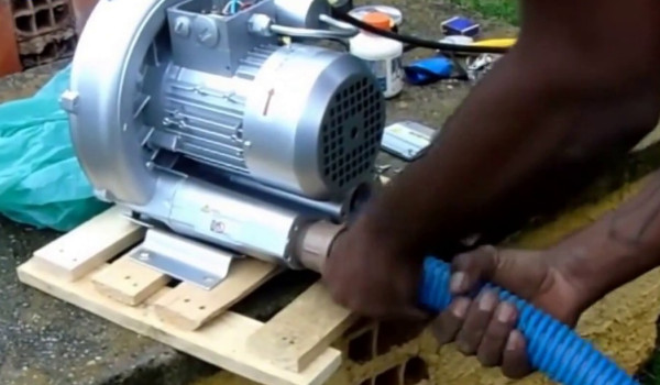 Cách lắp đặt máy thổi khí con sò