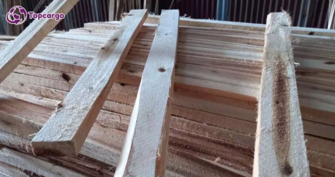 Sử dụng gỗ tràm để làm bàn ghế