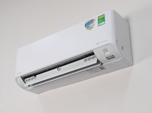 Điều hòa Daikin báo lỗi