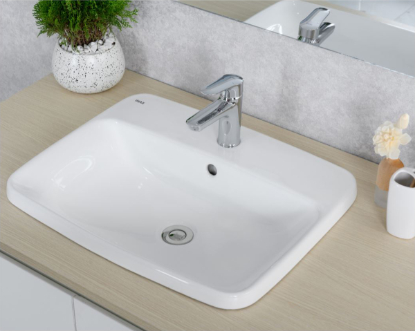 Nên chọn vòi lavabo âm bàn Inax