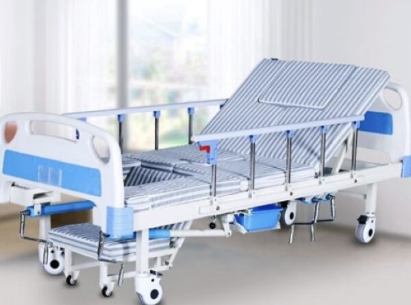 Cấu tạo và cơ chế hoạt động của giường y tế tay quay