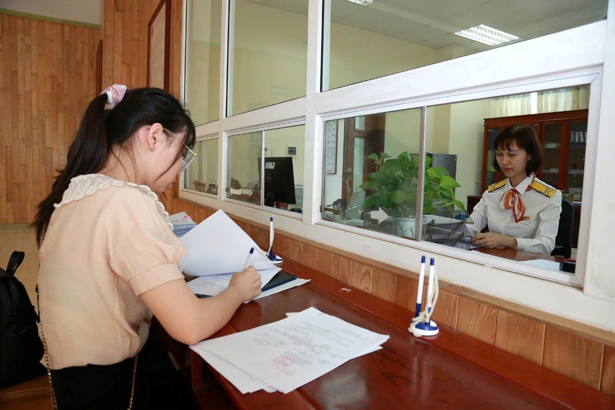 Dịch vụ làm thủ tục thuế