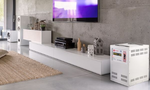 Lắp ổn áp giúp ổn định dòng điện trong nhà