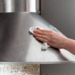 Mặt kim loại sạch bóng sau khi xử lý hóa chất