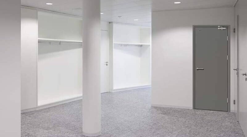 Vai trò của cửa chống cháy trong bảo vệ con người và tài sản